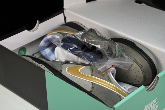 CONCEPTS x NK SB Dunk Low Pro OG QS  BV1310-105