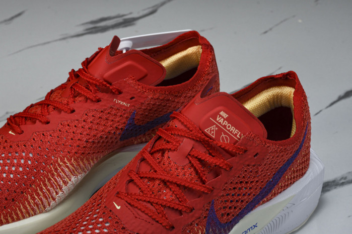 Nk ZoomX Vaporfly NEXT% 3 DV4129-601