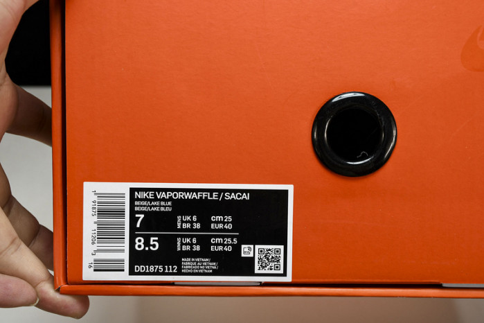 Sacai x Nk VaporWaffle 3.0  DD1875-112