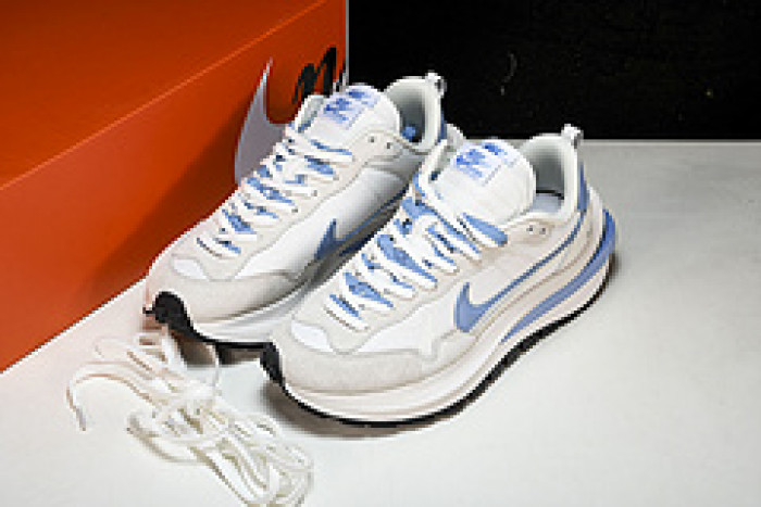 Sacai x Nk VaporWaffle 3.0  DD1875-112