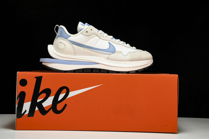 Sacai x Nk VaporWaffle 3.0  DD1875-112