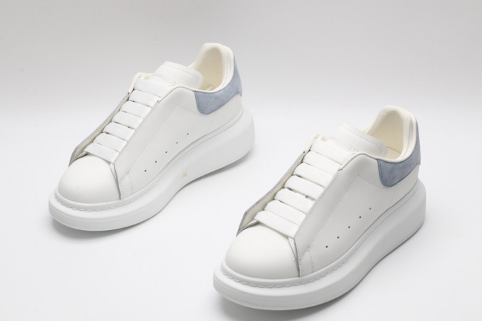 Alexander McQueen sneaker