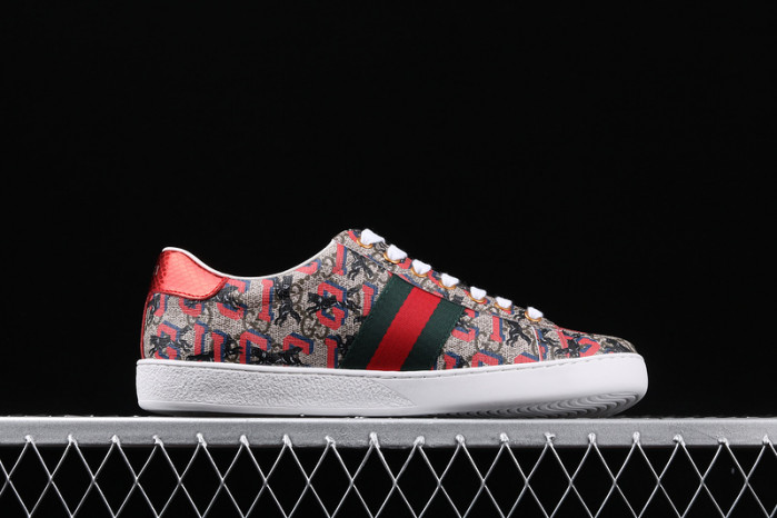 G*u*i sneaker