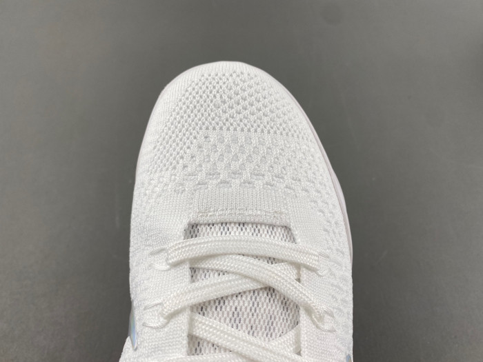 Kobe 9 Low  FZ7334-100