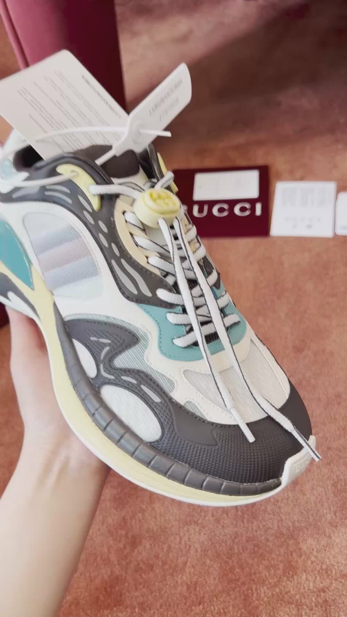 G*u*i sneaker