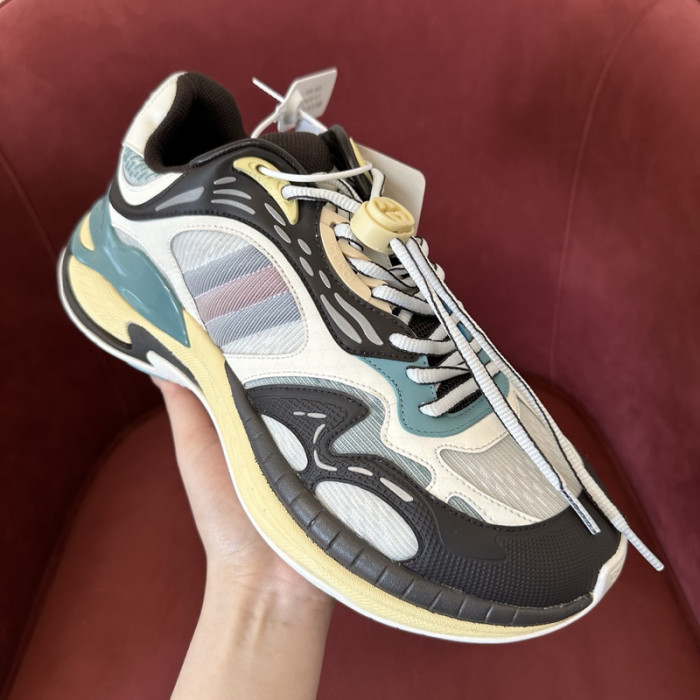 G*u*i sneaker