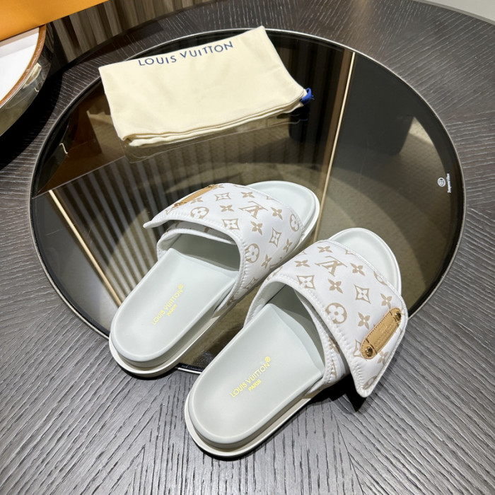 L&V SLIPPERS