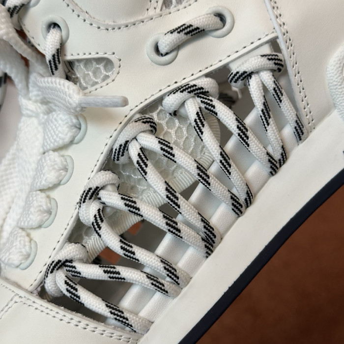 D designer sneaker