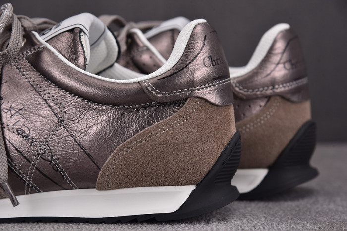 D designer sneaker