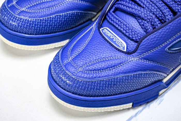 L&VT SNEAKERS