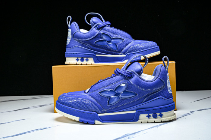 L&VT SNEAKERS