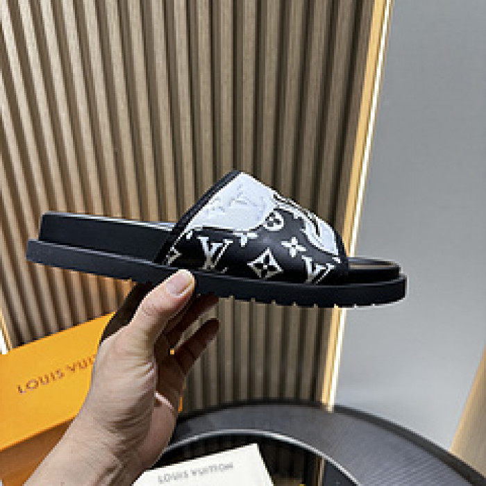 L&V SLIPPERS