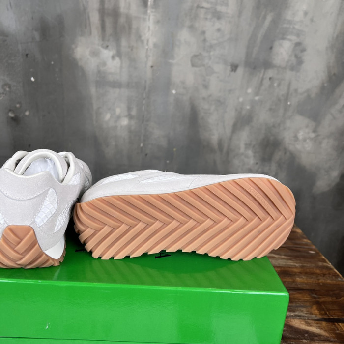 bo*te*ga Ve*ne*ta sneaker