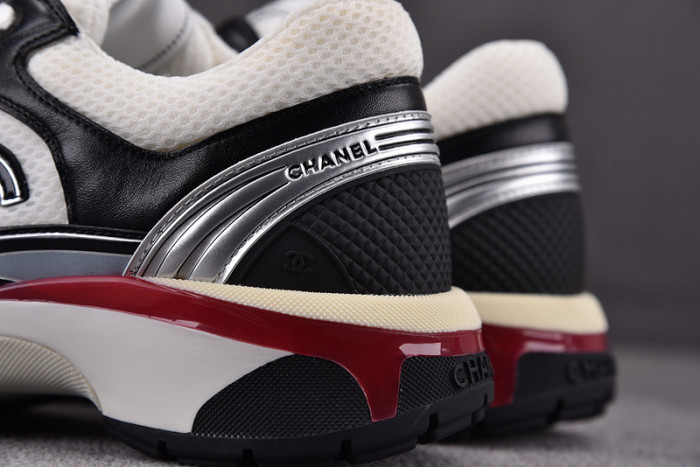 CHANEEL sneaker