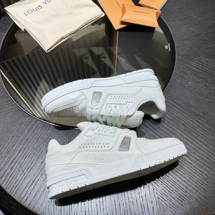 L&V SNEAKERS