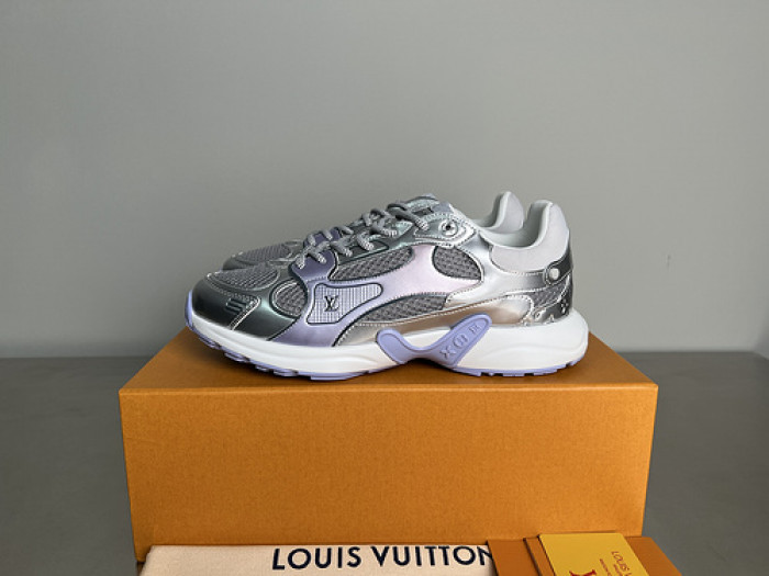 L&V SNEAKERS