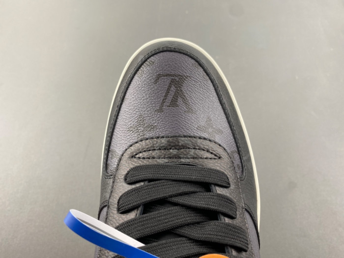 L&V SNEAKERS