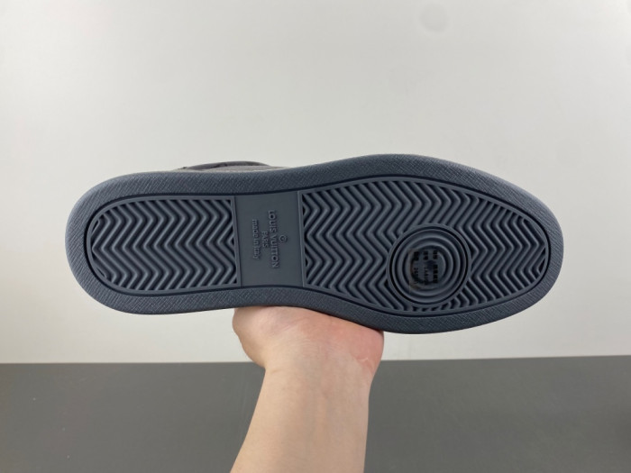 L&V SNEAKERS