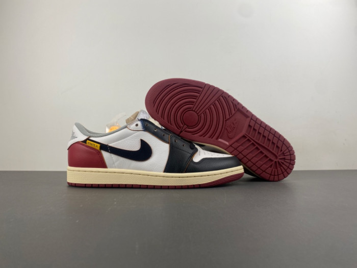 Air Jordan 1 Retro Low fragment Design x Union UN HQ6998-106