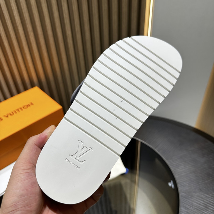 L&V SLIPPERS