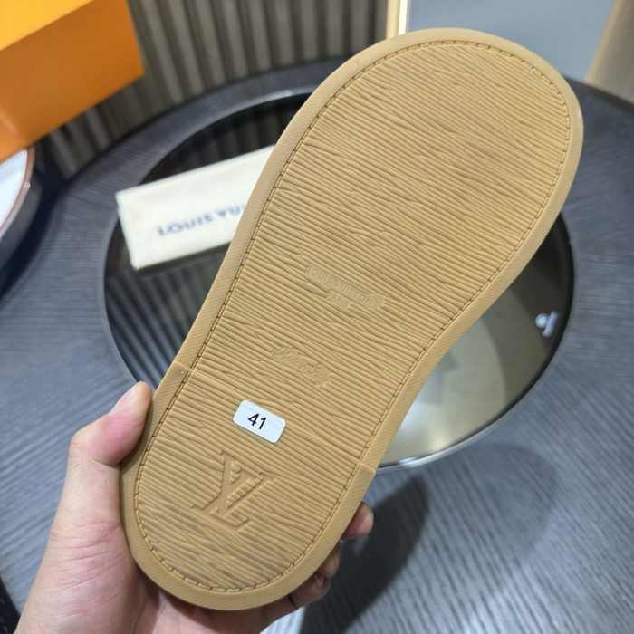 L&V SLIPPERS