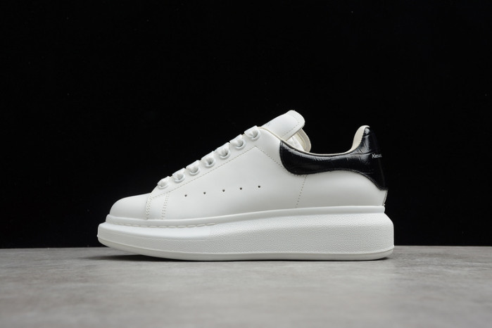 Alexander McQueen sneaker