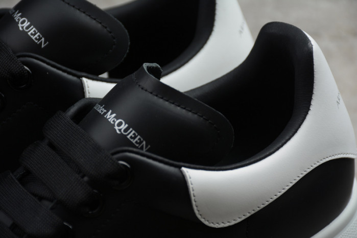 Alexander McQueen sneaker