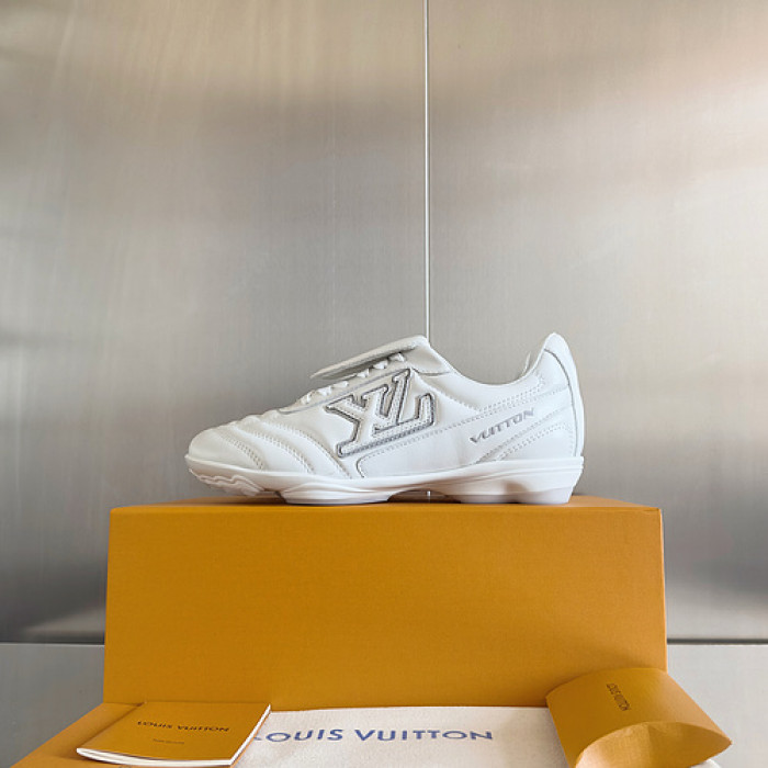 L&V SNEAKERS
