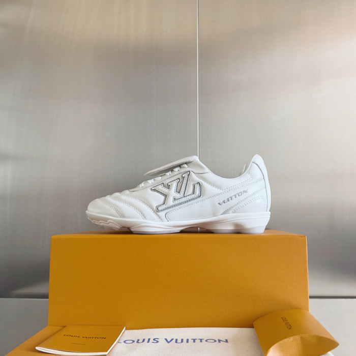 L&V SNEAKERS
