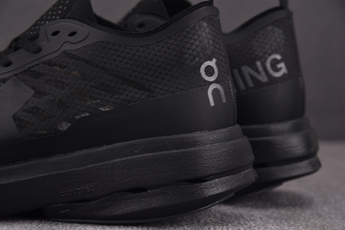 LOEWEE SNEAKERS