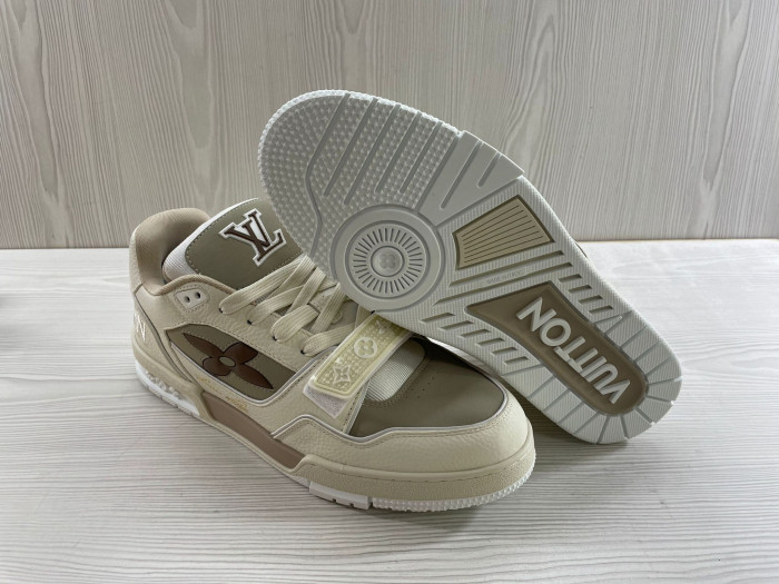 L&V SNEAKERS