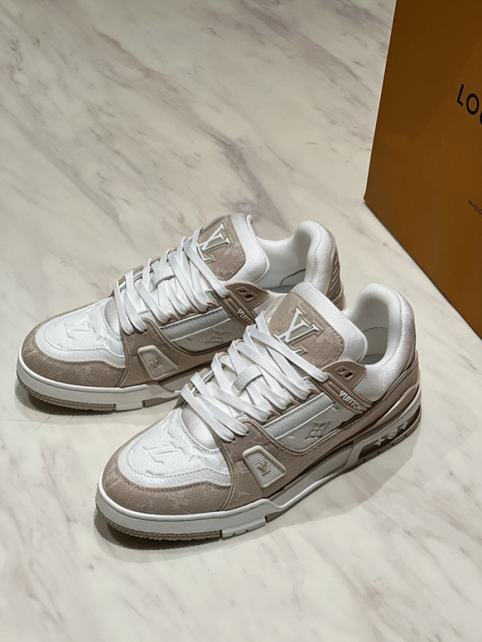 L&VT SNEAKERS