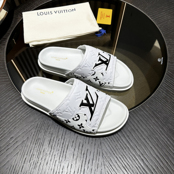 L&V SLIPPERS