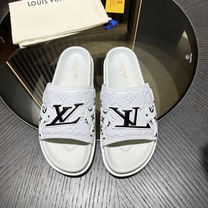 L&V SLIPPERS