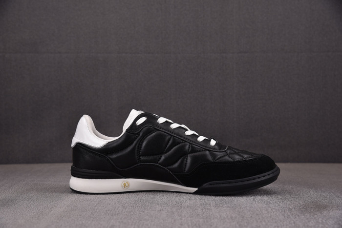 CHANEEL sneaker