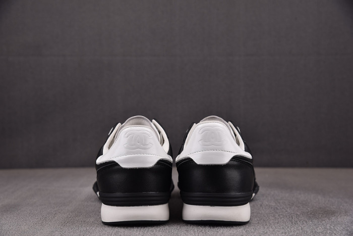 CHANEEL sneaker