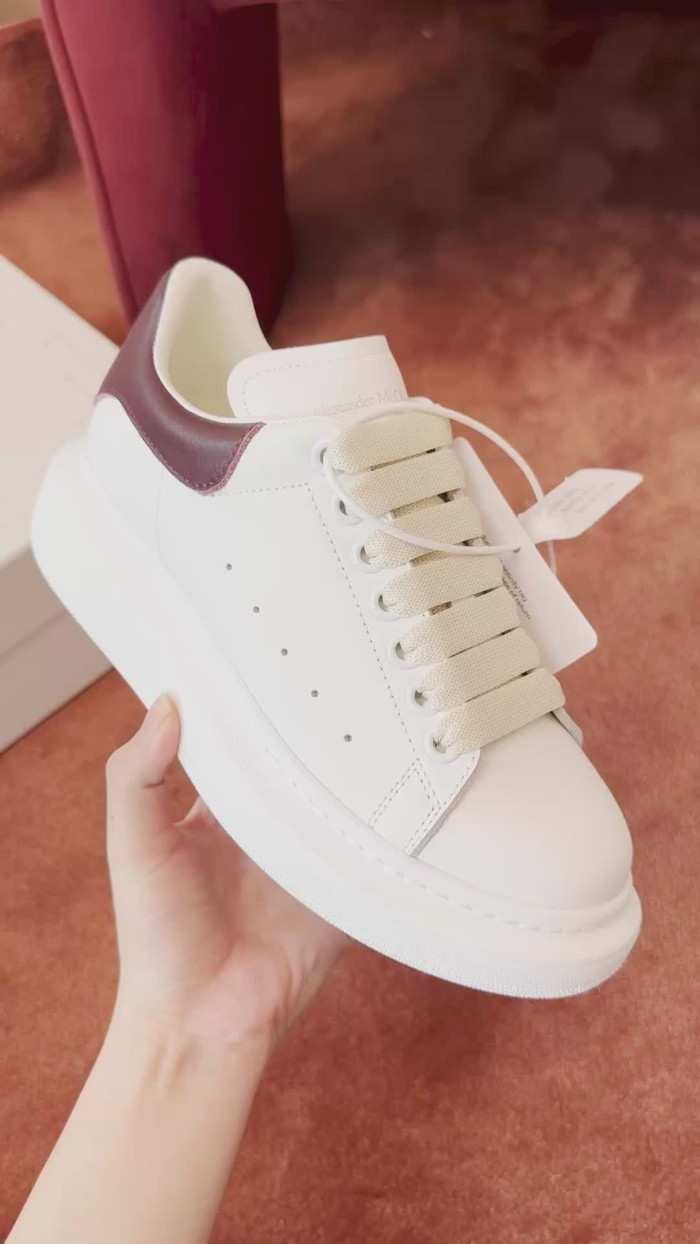Alexander McQueen sneaker