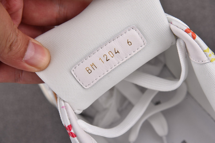 L&V SNEAKERS