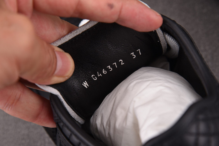 CHANEEL sneaker