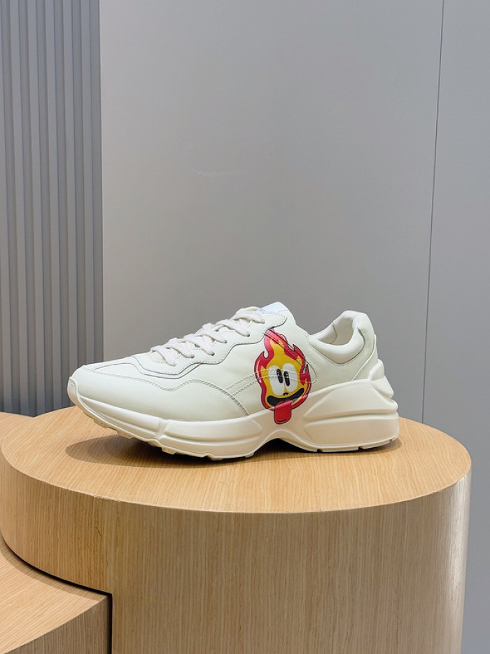G*u*i sneaker
