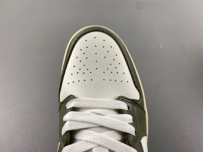 Air Jordan 1 Low DC0774-122