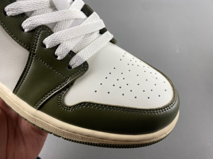 Air Jordan 1 Low DC0774-122