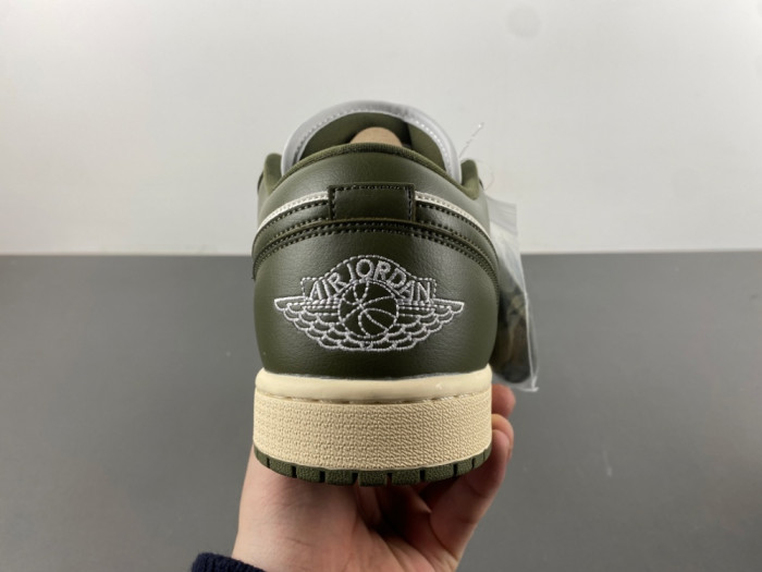 Air Jordan 1 Low DC0774-122