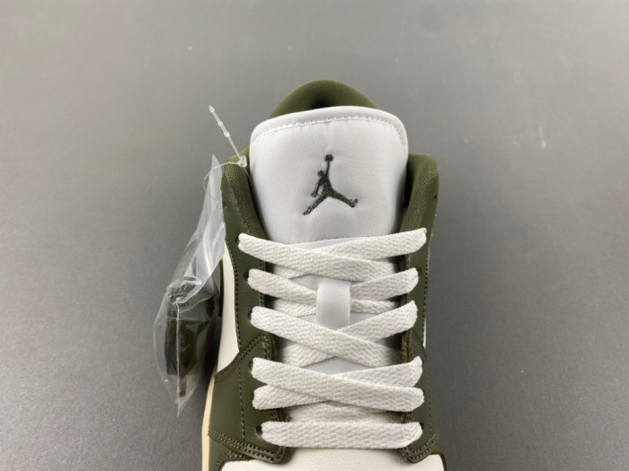 Air Jordan 1 Low DC0774-122