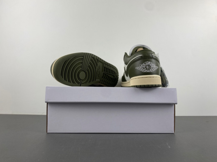 Air Jordan 1 Low DC0774-122