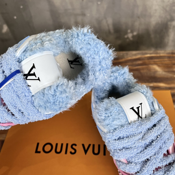 L&V SNEAKERS