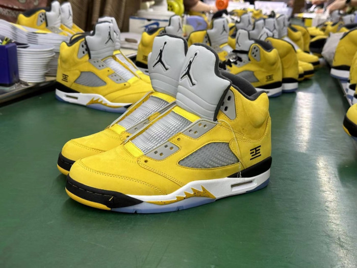 Air Jordan 5 “Tokyo” IO3372-700