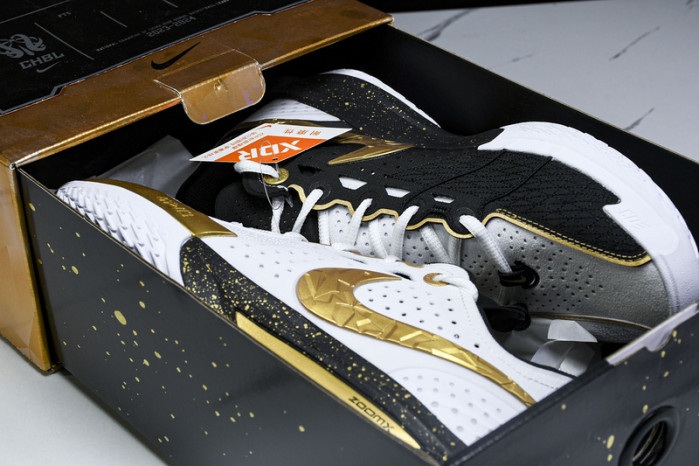 NIKE AIR ZOOM G.T.CUT 3 EP HF5702 170