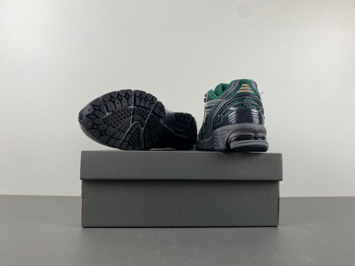 New Balance 9060 M1906RZM