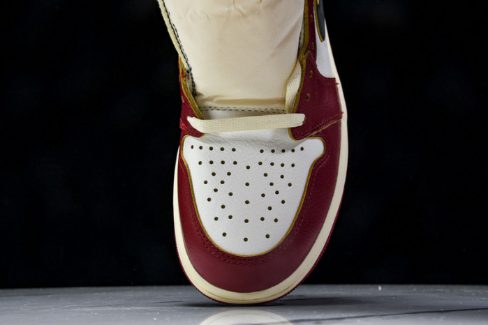 Union LA x Air Jordan 1 High OG “Chicago” UN HV8563-600